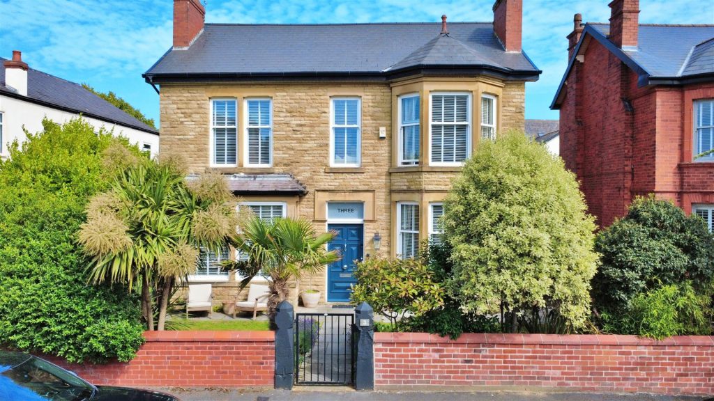 Bazley Road, Lytham St. Annes